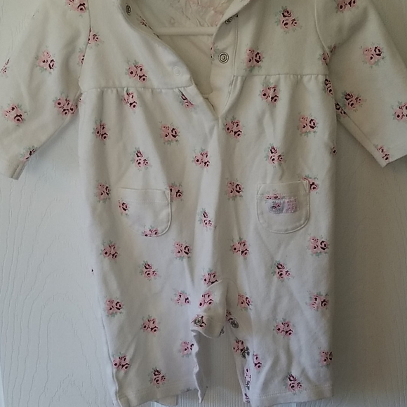 Janie and Jack 0 to 3 months layette romper - Picture 3 of 3